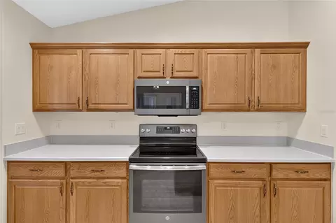 Kitchen - 4647 NE 15th St, Ocala, FL 34470 photo 6 of 9