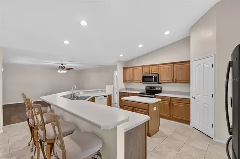 Kitchen - 4647 NE 15th St, Ocala, FL 34470 photo 3 of 9