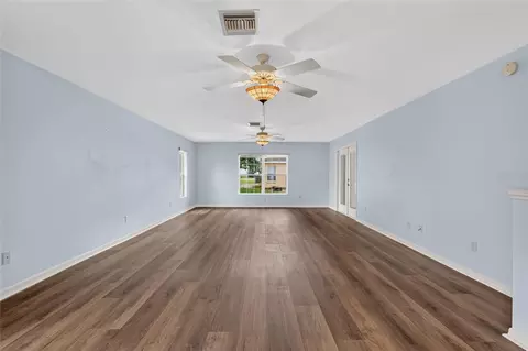 Living - 4647 NE 15th St, Ocala, FL 34470 photo 2 of 9