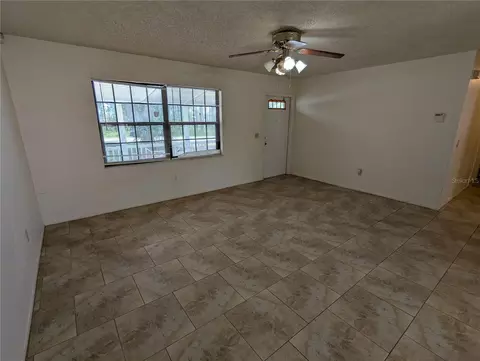 Living - 32 Palm Run, Ocala, FL 34472 photo 3 of 6