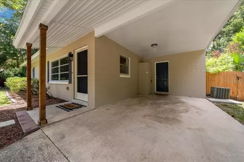 Exterior - 3164 SE 11th St, Ocala, FL 34471 photo 5 of 22