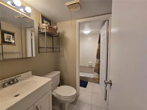 Bath - 608 Midway Dr #A, Ocala, FL 34472 photo 6 of 6
