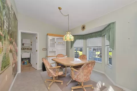 Dining - 9921 SE 138th Loop, Summerfield, FL 34491 photo 3 of 4