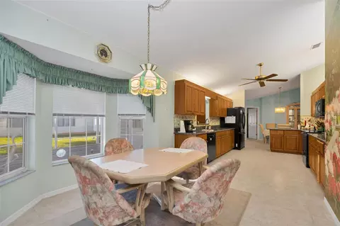Dining - 9921 SE 138th Loop, Summerfield, FL 34491 photo 4 of 4