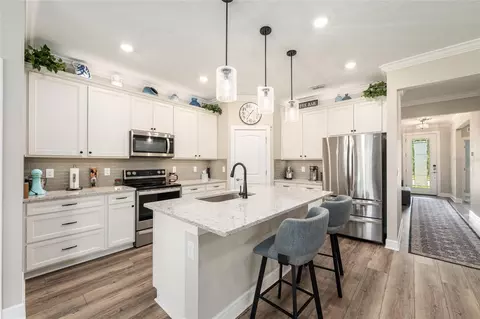 Kitchen - 9407 SW 52nd Loop, Ocala, FL 34481 photo 1 of 7