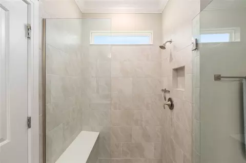 Bath - 9407 SW 52nd Loop, Ocala, FL 34481 photo 4 of 7