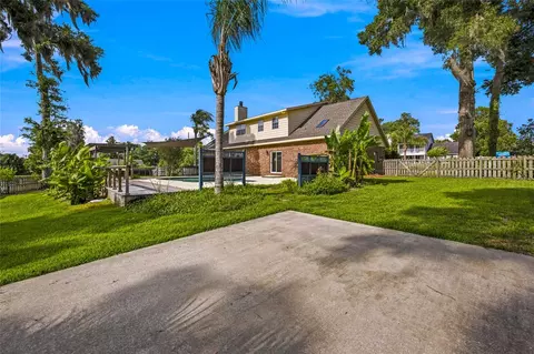 Exterior - 3220 SE 21st Ave, Ocala, FL 34471 photo 13 of 15