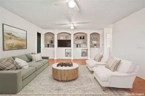 Living - 3220 SE 21st Ave, Ocala, FL 34471 photo 2 of 6
