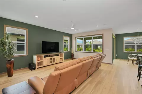 Living - 8348 SW 58th Loop, Ocala, FL 34481 photo 2 of 2