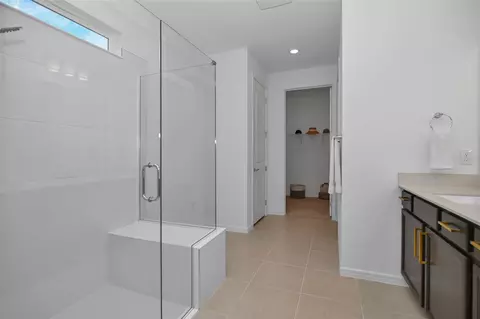 Bath - 8348 SW 58th Loop, Ocala, FL 34481 photo 1 of 4