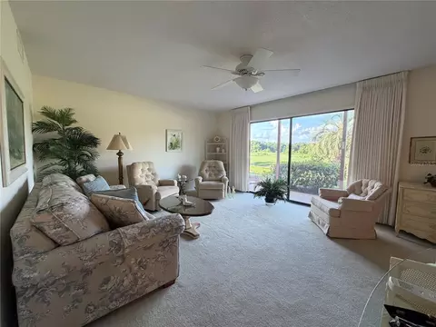 Living - 656 Midway Dr #A, Ocala, FL 34472 photo 2 of 3
