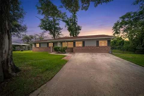 2100 NE 52nd St, Ocala, FL 34479
