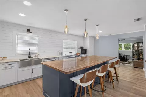 Kitchen - 1502 SE 16th Ave, Ocala, FL 34471 photo 3 of 7