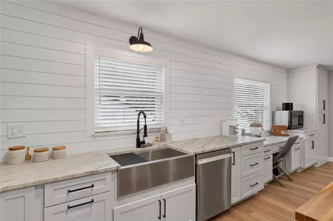 Kitchen - 1502 SE 16th Ave, Ocala, FL 34471 photo 7 of 7