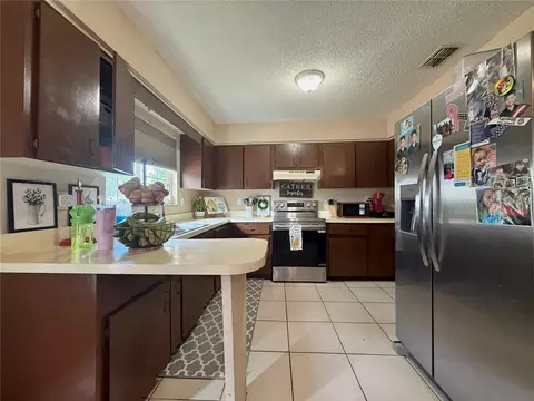 Kitchen - 6 Spring Lane Way, Ocala, FL 34472 photo 1 of 2