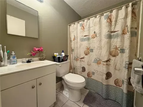Bath - 6 Spring Lane Way, Ocala, FL 34472 photo 1 of 2