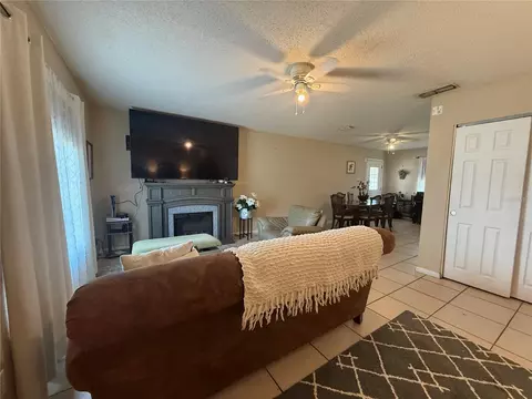 Living - 6 Spring Lane Way, Ocala, FL 34472 photo 1 of 2