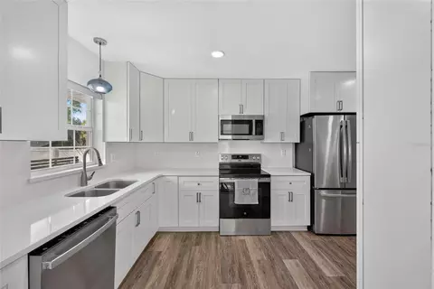 Kitchen - 3408 SE 13th Pl, Ocala, FL 34471 photo 6 of 6