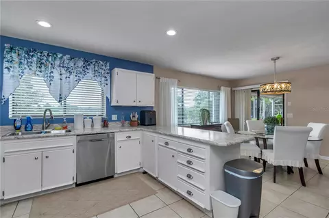 Kitchen - 1111 Hickory Rd, Ocala, FL 34472 photo 3 of 3