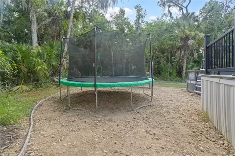 Exterior - 375 Sapp St, Inglis, FL 34449 photo 6 of 7