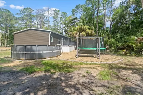 Exterior - 375 Sapp St, Inglis, FL 34449 photo 5 of 7