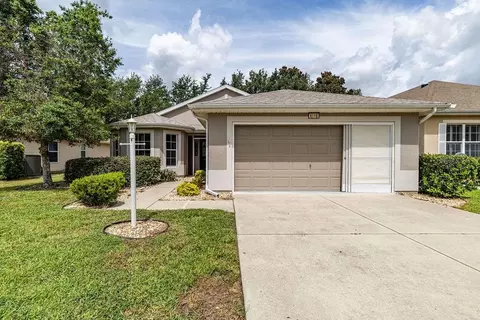 6116 Armada St, Tavares, FL 32778