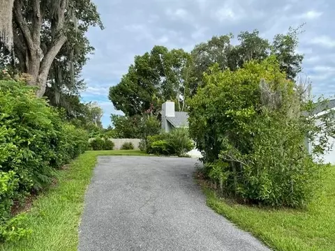 Exterior - 2190 SE 39th St, Ocala, FL 34480 photo 4 of 5
