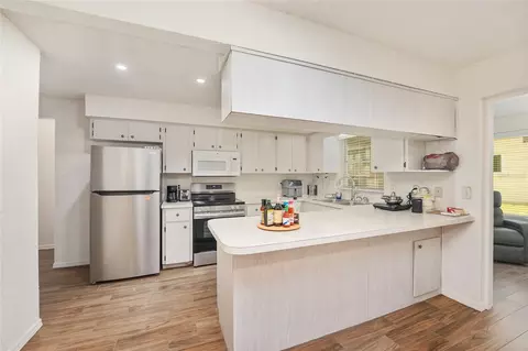 Kitchen - 8560 SW 90th St #E, Ocala, FL 34481 photo 1 of 3