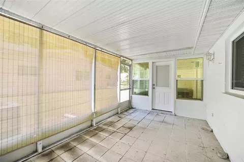 Exterior - 8560 SW 90th St #E, Ocala, FL 34481 photo 8 of 12