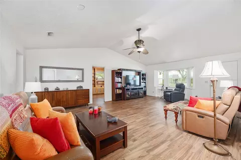 Living - 8560 SW 90th St #E, Ocala, FL 34481 photo 2 of 4