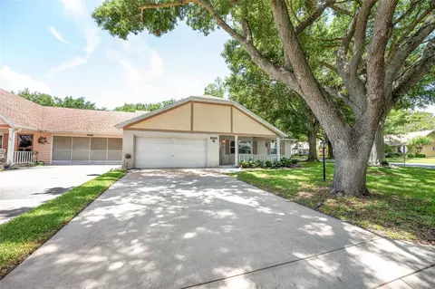 Exterior - 8560 SW 90th St #E, Ocala, FL 34481 photo 4 of 12