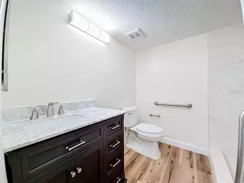 Bath - 655 Midway Dr #A, Ocala, FL 34472 photo 5 of 5