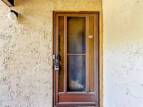 Entry Way - 655 Midway Dr #A, Ocala, FL 34472 photo 2 of 2