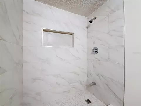 Bath - 655 Midway Dr #A, Ocala, FL 34472 photo 1 of 5