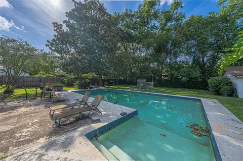 Exterior - 2137 SE 11th St, Ocala, FL 34471 photo 3 of 19