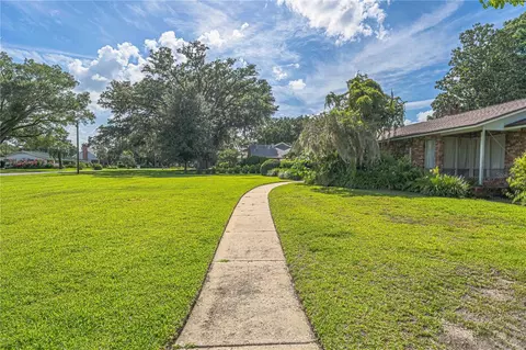 Exterior - 2137 SE 11th St, Ocala, FL 34471 photo 10 of 19