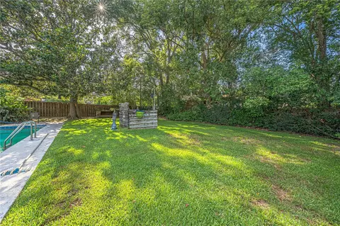 Exterior - 2137 SE 11th St, Ocala, FL 34471 photo 14 of 19