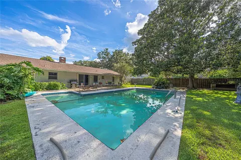Exterior - 2137 SE 11th St, Ocala, FL 34471 photo 13 of 19