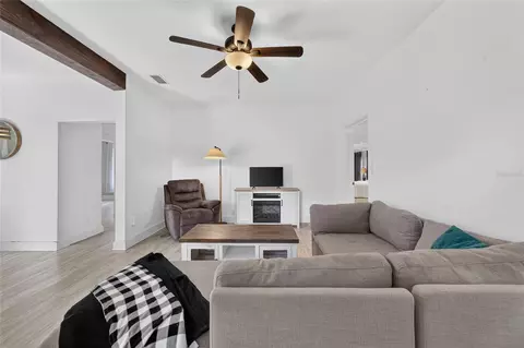 Living - 1121 SE 29th St, Ocala, FL 34471 photo 4 of 5