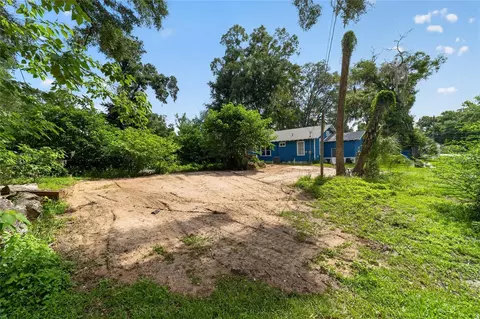 Exterior - 1121 SE 29th St, Ocala, FL 34471 photo 9 of 13