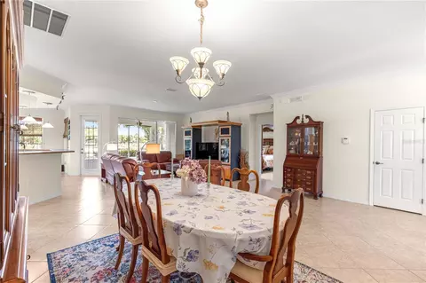 Dining - 8355 SW 84th Loop, Ocala, FL 34481 photo 2 of 4