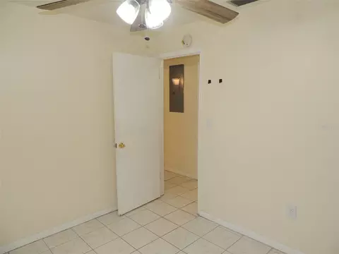 Bedroom - 330 SE 6th St, Williston, FL 32696 photo 2 of 6