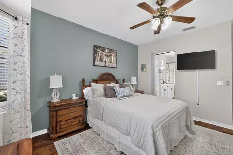 Bedroom - 9524 SE 124th Loop, Summerfield, FL 34491 photo 2 of 3