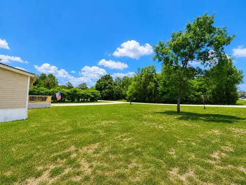 Exterior - 13817 NE 54th Pl, Williston, FL 32696 photo 3 of 8