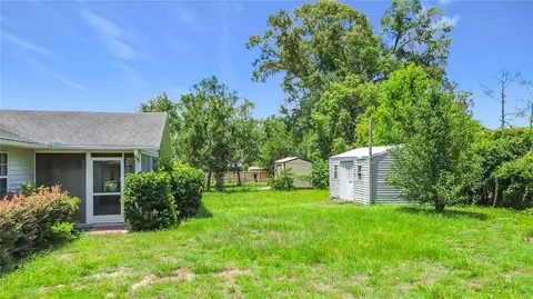 Exterior - 707 NE 46th Ct, Ocala, FL 34470 photo 10 of 11