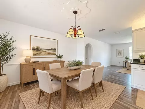 Dining - 707 NE 46th Ct, Ocala, FL 34470 photo 1 of 2