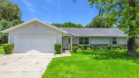 Exterior - 707 NE 46th Ct, Ocala, FL 34470 photo 3 of 11