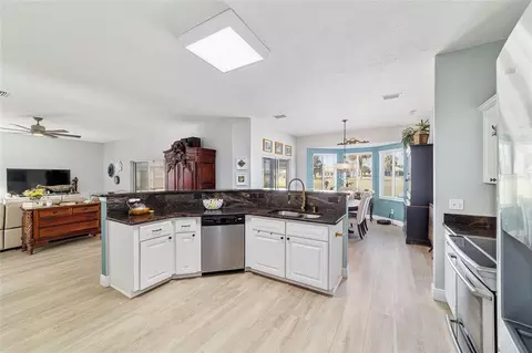 Kitchen - 2380 NW 55th Avenue Rd, Ocala, FL 34482 photo 9 of 10