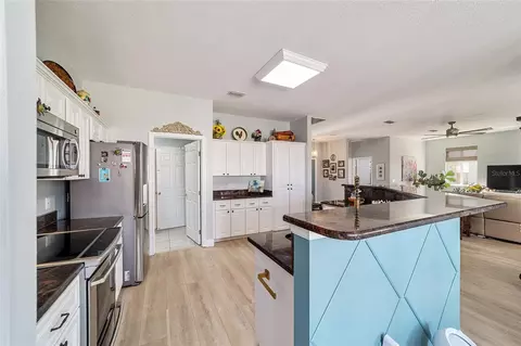 Kitchen - 2380 NW 55th Avenue Rd, Ocala, FL 34482 photo 6 of 10