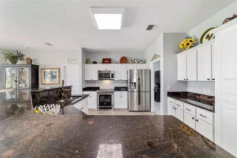 Kitchen - 2380 NW 55th Avenue Rd, Ocala, FL 34482 photo 4 of 10